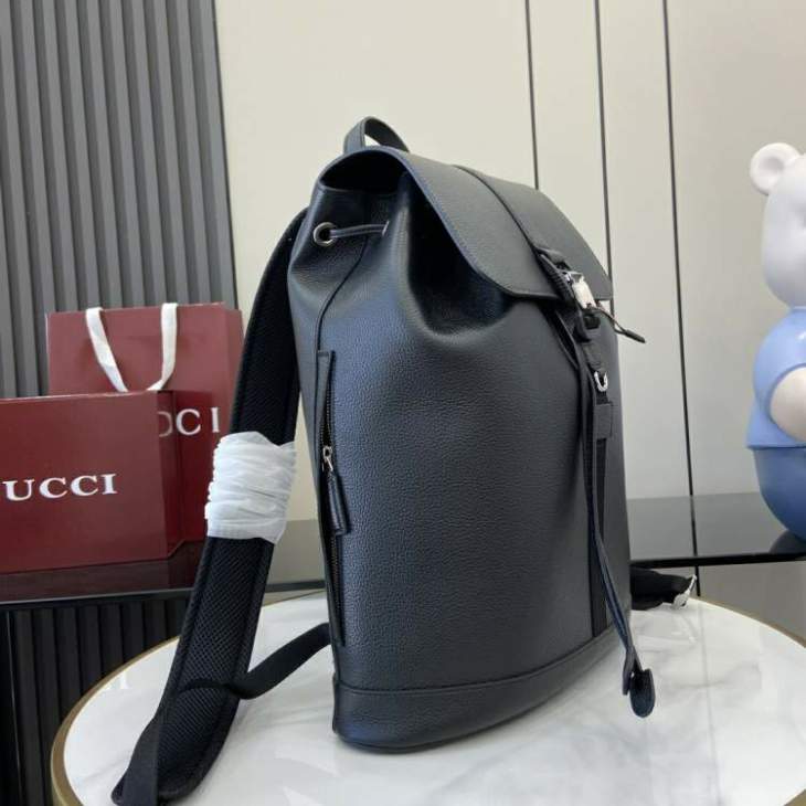 Picture of Gucci Mens Bags _SKUfw182220618fw